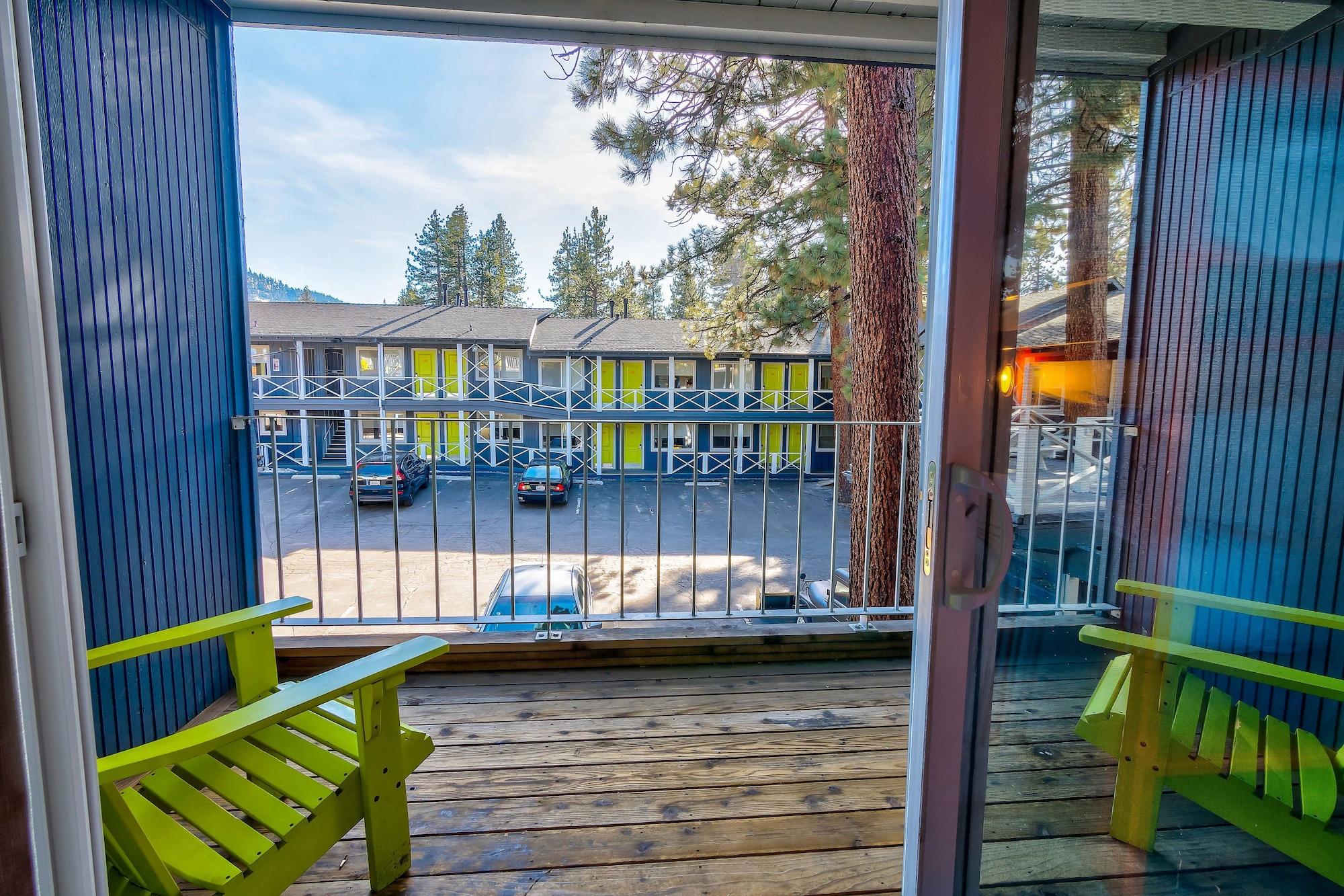 Basecamp Tahoe South サウス・レイクタホ エクステリア 写真