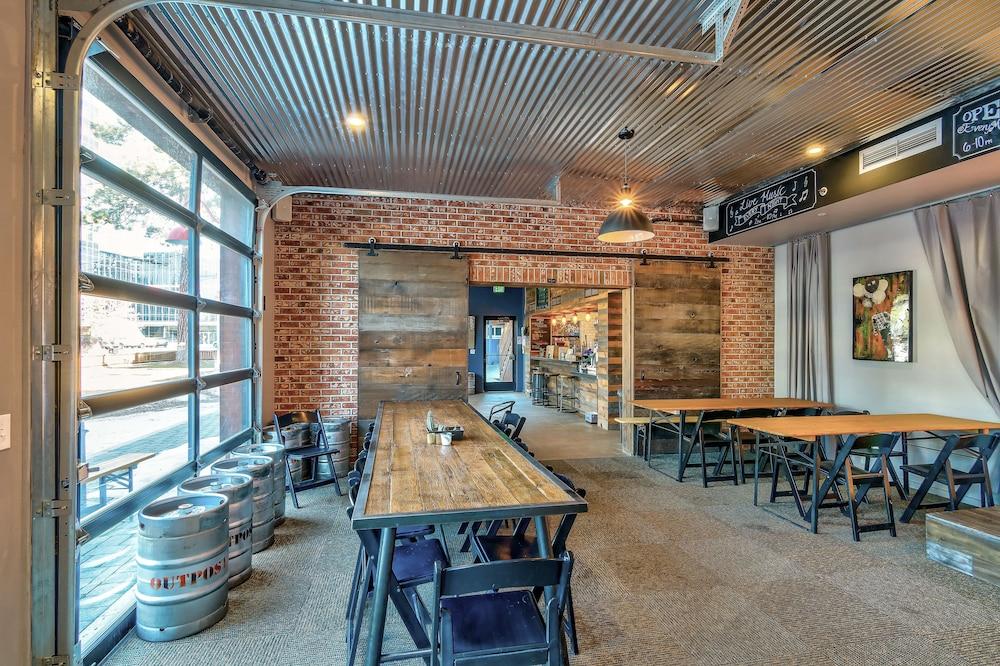 Basecamp Tahoe South サウス・レイクタホ エクステリア 写真