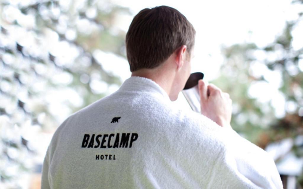 Basecamp Tahoe South サウス・レイクタホ エクステリア 写真