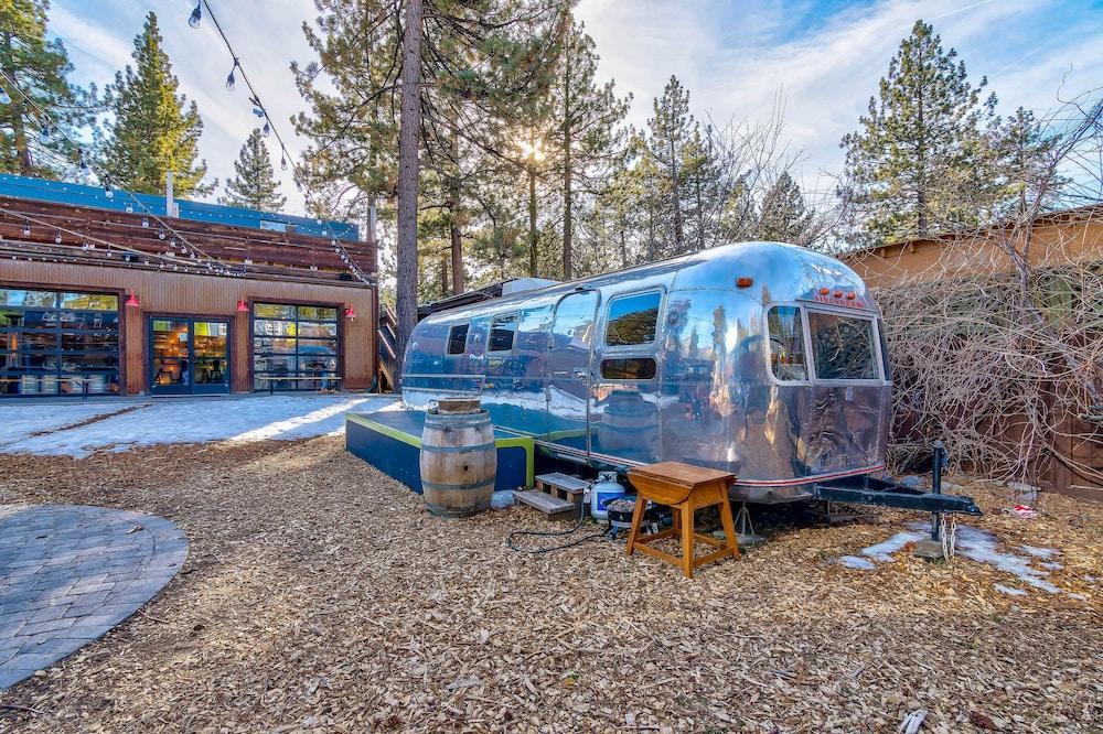 Basecamp Tahoe South サウス・レイクタホ エクステリア 写真